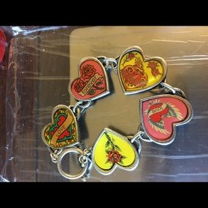 Super cute hearts bracelet